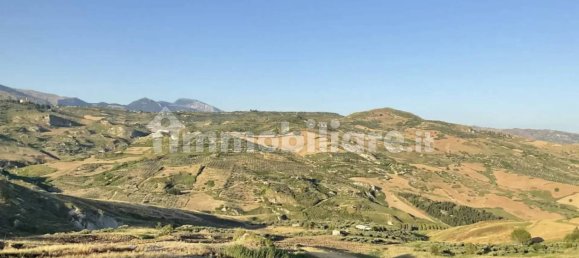 3 Schlafzimmer Villa in Cianciana, Italy, Nr. 80975 16