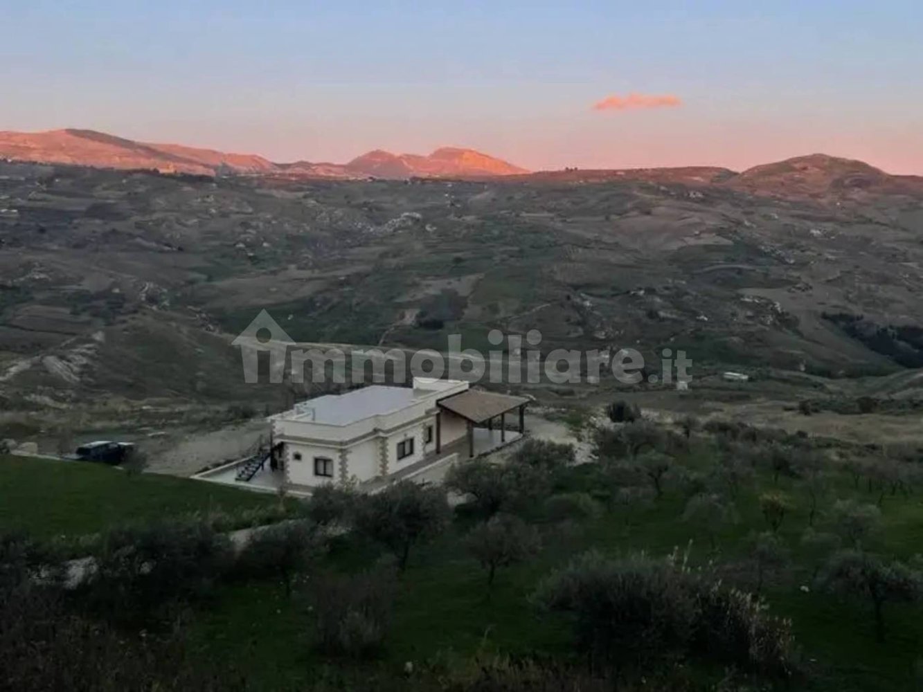 3 Schlafzimmer Villa in Cianciana, Italy, Nr. 80975