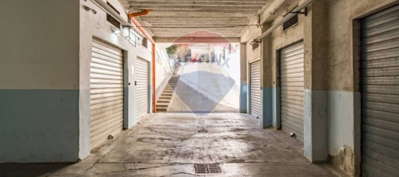 13m² Garage in Palermo, Italy No. 259387 4
