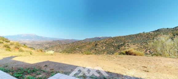 4 bedrooms House in Colmenar, Spain No. 58312 7