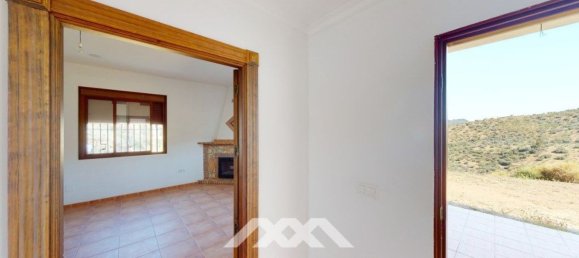 4 bedrooms House in Colmenar, Spain No. 58312 8