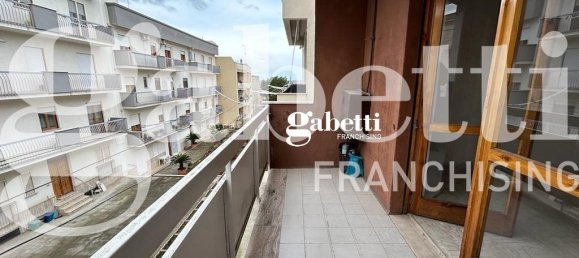 2 chambres Appartement à Canosa di Puglia, Italy No. 133613 8