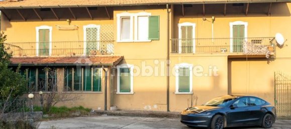 Edifício de 4 divisões em Castelli Calepio, Italy N.º 121497 2