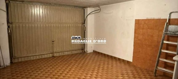 6-salle Villa à Modena, Italy No. 66070 28