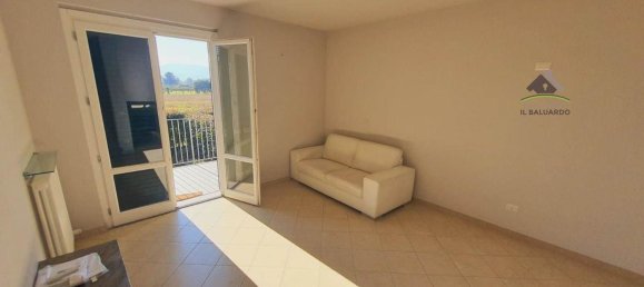 4-salle Maison à Lucca, Italy No. 141322 14