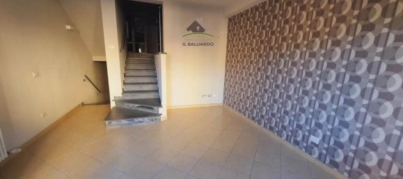 4-salle Maison à Lucca, Italy No. 141322 3