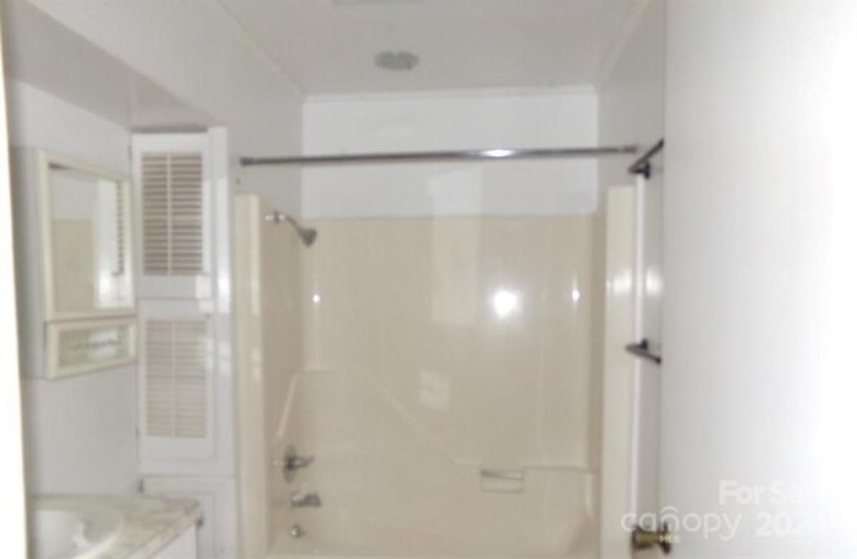 7 bedrooms House in Tryon, USA No. 382776