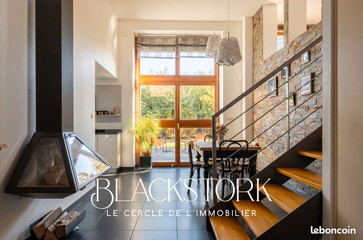 4 bedrooms Castles in Scherwiller, France No. 152783