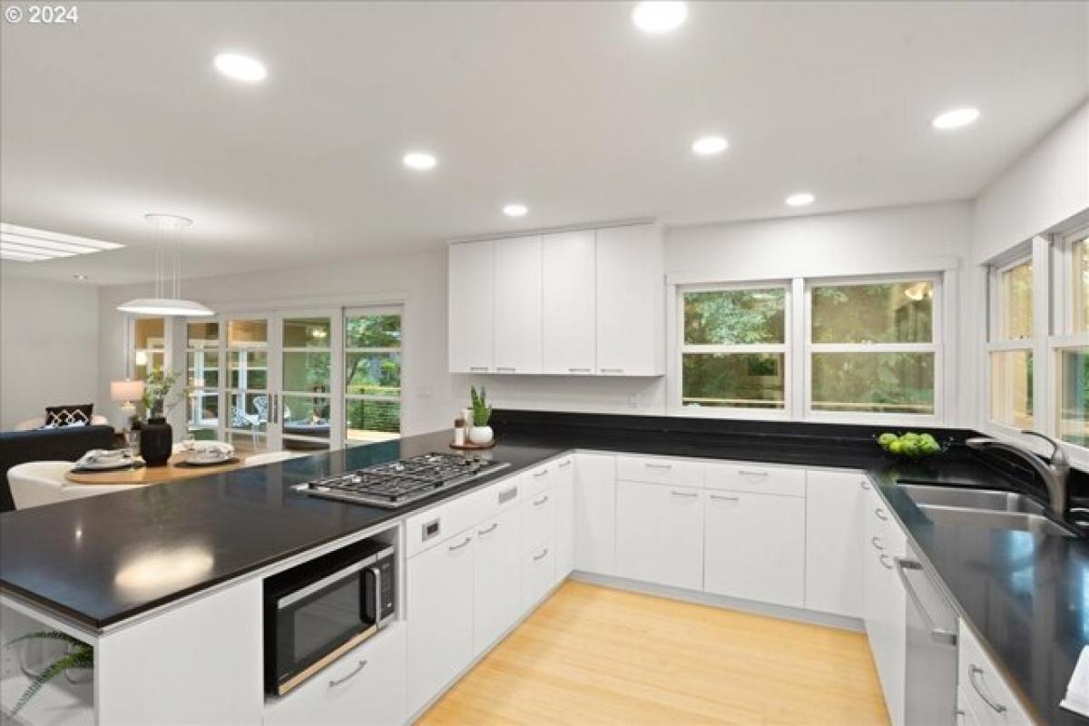 6 bedrooms House in Lake Oswego, USA No. 435280