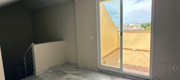 3 Schlafzimmer Haus in Mijas, Spain, Nr. 136029 2