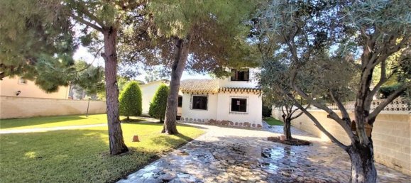 4 bedrooms House in Alicante, Spain No. 128691 3