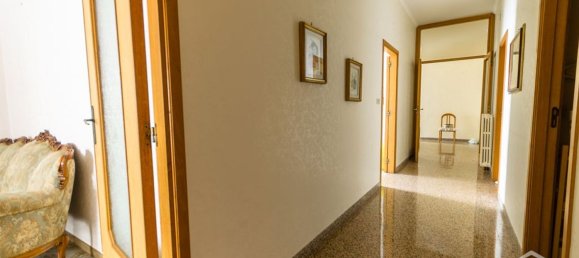 4غرفة شقة في Manfredonia, Italy رقم 37466 18