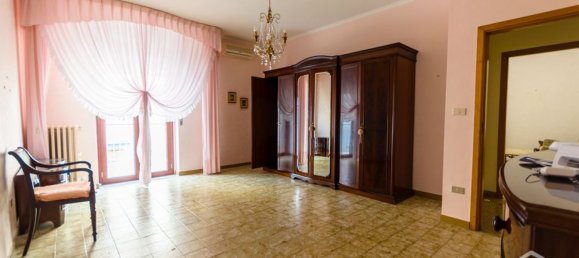 4غرفة شقة في Manfredonia, Italy رقم 37466 11