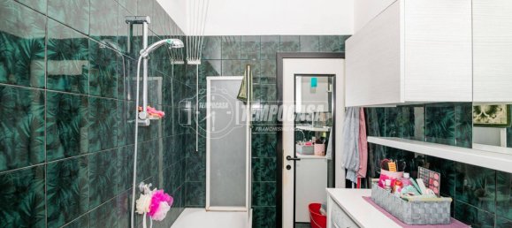 1 bedroom Apartment in San Donato Milanese, Italy No. 266625 10