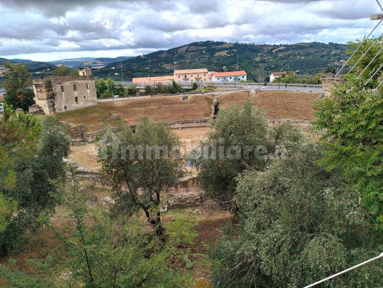 2 bedrooms Apartment in Larino, Italy No. 279339