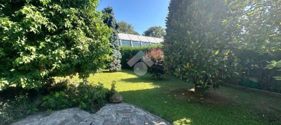 2 Schlafzimmer Villa in Trezzo sull'Adda, Italy, Nr. 315665 10