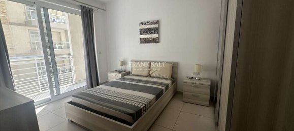 2 bedrooms Apartment in Sliema, Malta No. 8732 3