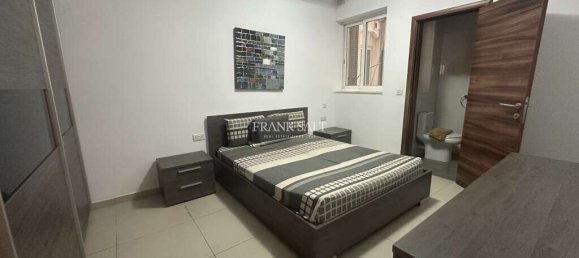 2 bedrooms Apartment in Sliema, Malta No. 8732 5