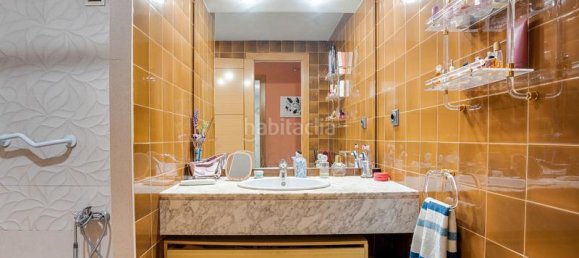 2 bedrooms Apartment in Cornella De Llobregat, Spain No. 174115 9