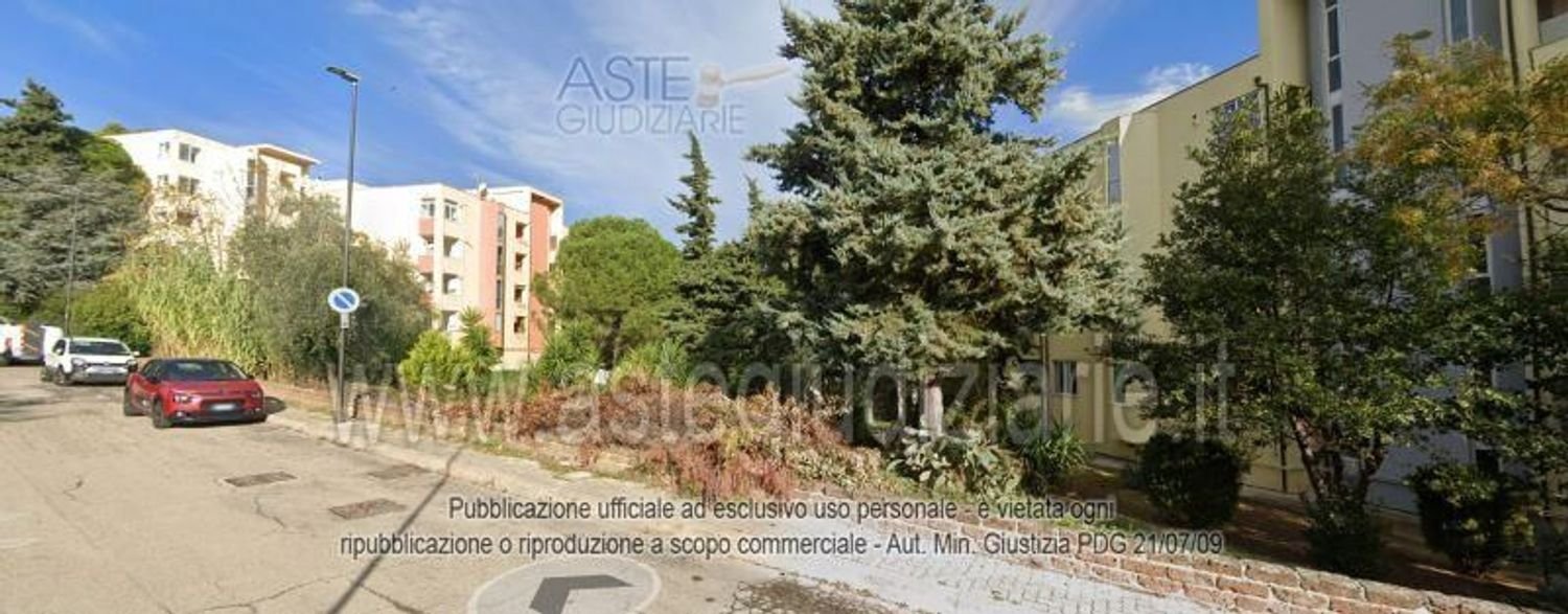 Grundstück in Pescara, Italy 7400m², Nr. 76441