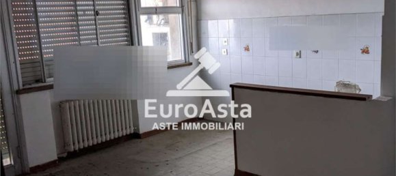 5-Zimmer Wohnung in Livorno, Italy, Nr. 50959 10