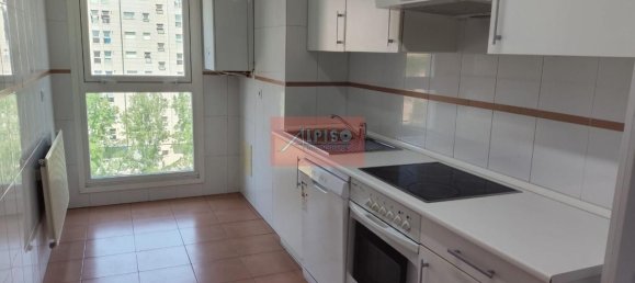 Apartamento de 3 dormitorios en Orense, Spain No. 142193 23