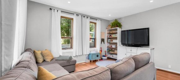 3 bedrooms House in British Columbia, Canada No. 1131 7