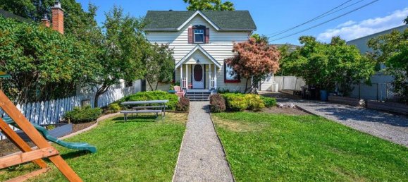 3 bedrooms House in British Columbia, Canada No. 1131 3