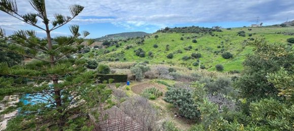 4 غرف نوم منزل في Estepona, Spain رقم 32388 3