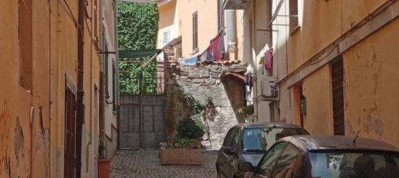 3 rooms Apartment in Velletri, Italy No. 269317 3
