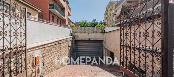 Garaje en Rome, Italy 415 m² No. 170114 3