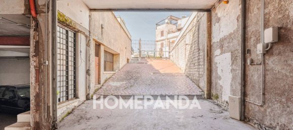 Garaje en Rome, Italy 415 m² No. 170114 15