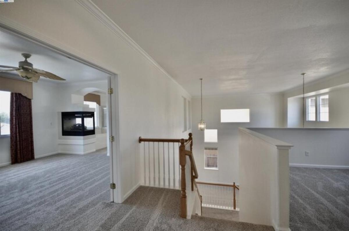 4 bedrooms House in Elk Grove, USA No. 390956