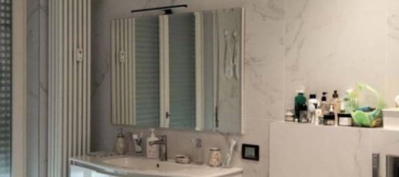 3 bedrooms Apartment in Bergamo, Italy No. 3449 13