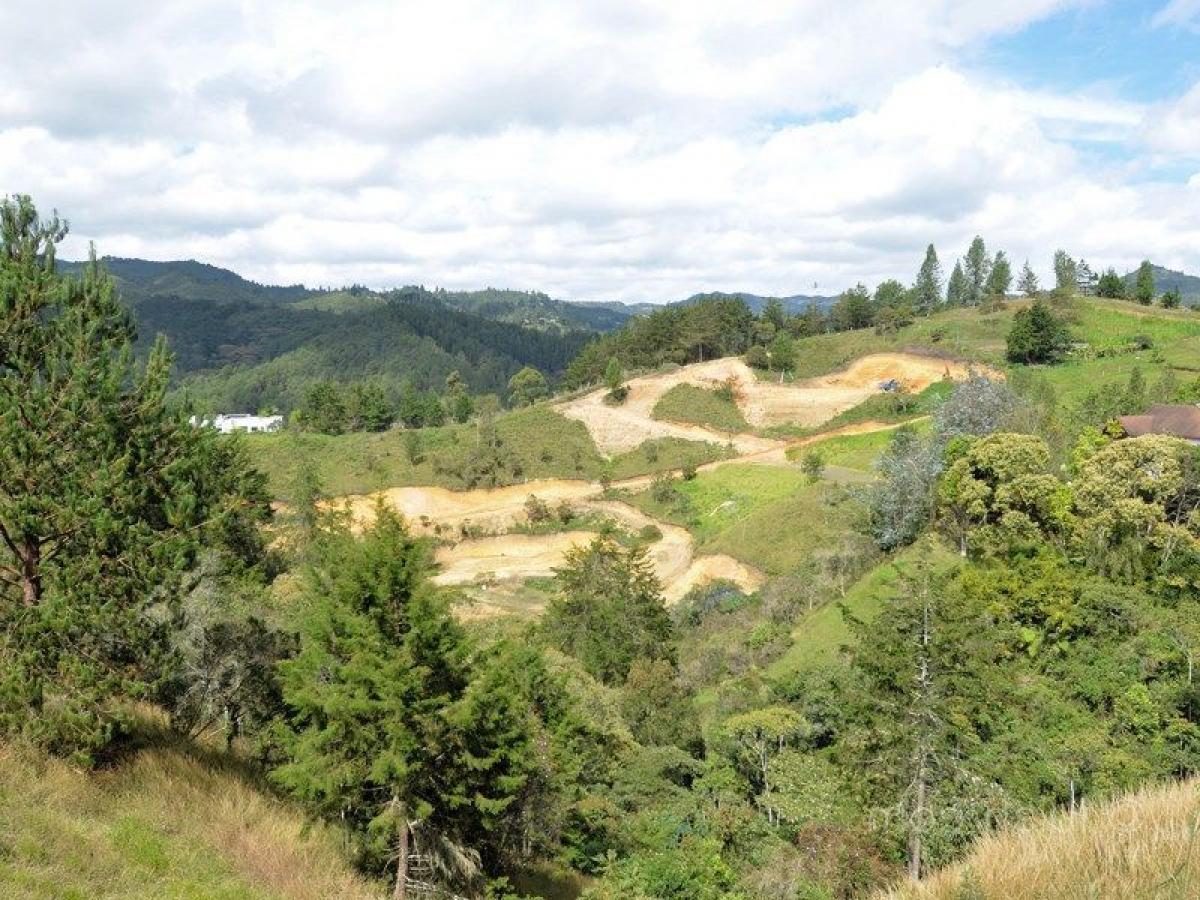 Terreno em Antioquia, Colombia N.º 545