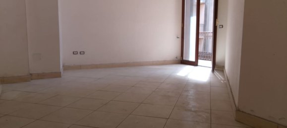 Apartamento de 4 divisões em Paternò, Italy N.º 52206 13