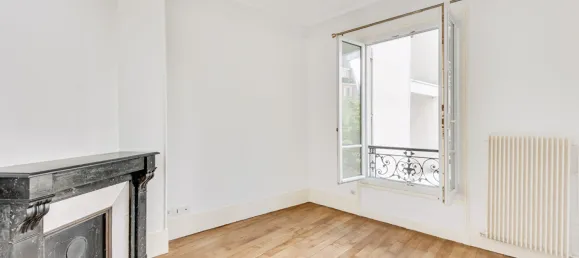 1 bedroom Commercial property in Paris, France No. 289938 4
