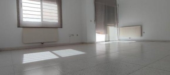 5 bedrooms Apartment in Badajoz, Spain No. 162019 3