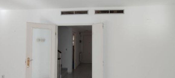 5 bedrooms Apartment in Badajoz, Spain No. 162019 4