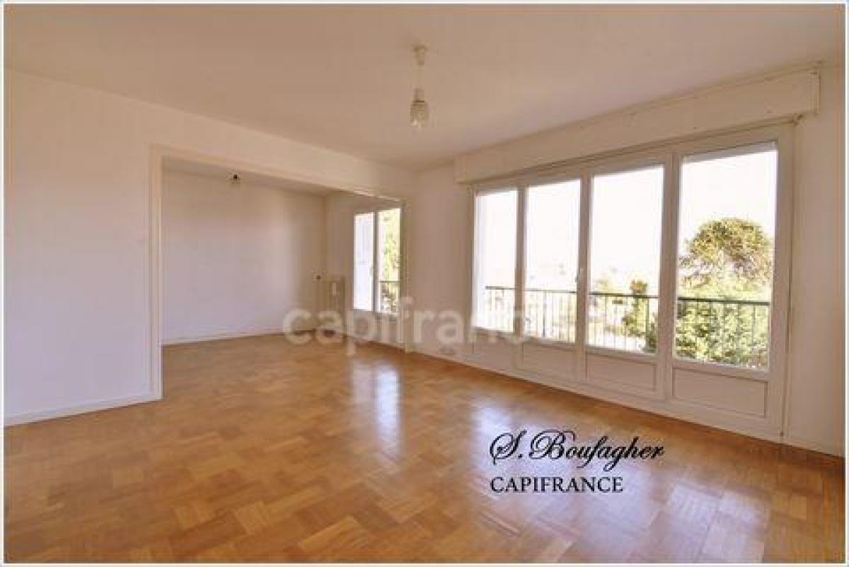 2 bedrooms Condo in Le Havre, France No. 35821