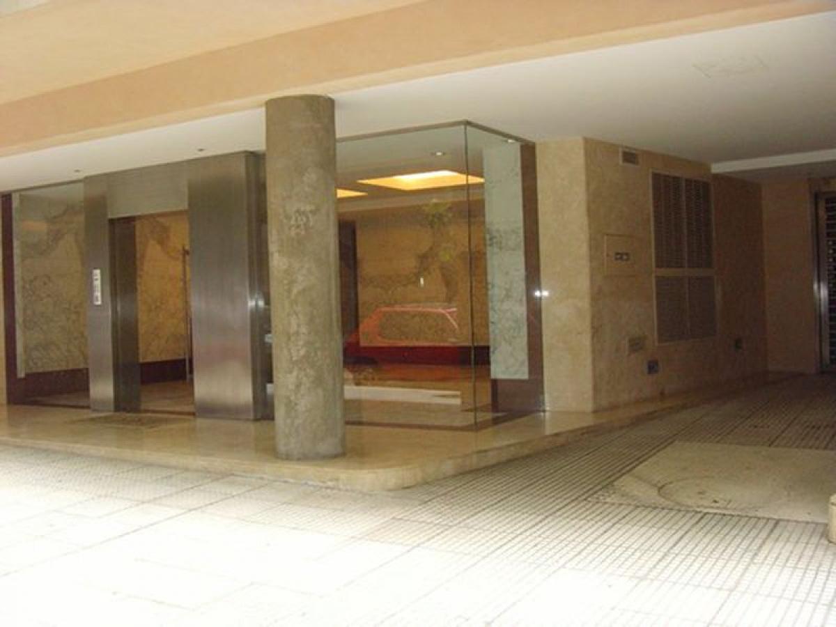 Almacén en Buenos Aires, Argentina No. 108776