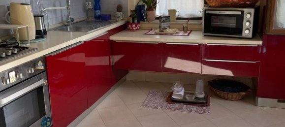 8 rooms House in Carrara, Italy No. 45833 8