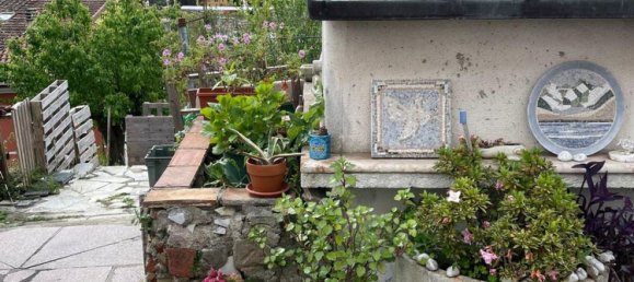 8 rooms House in Carrara, Italy No. 45833 14