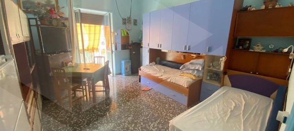 2 rooms Apartment in Bari, Italy No. 33842 4