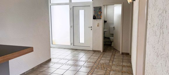 2 bedrooms Bungalow in Russelsheim, Germany No. 232604 4