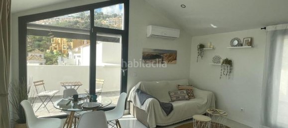1 bedroom Penthouse in Alcorrin, Spain No. 134049 2