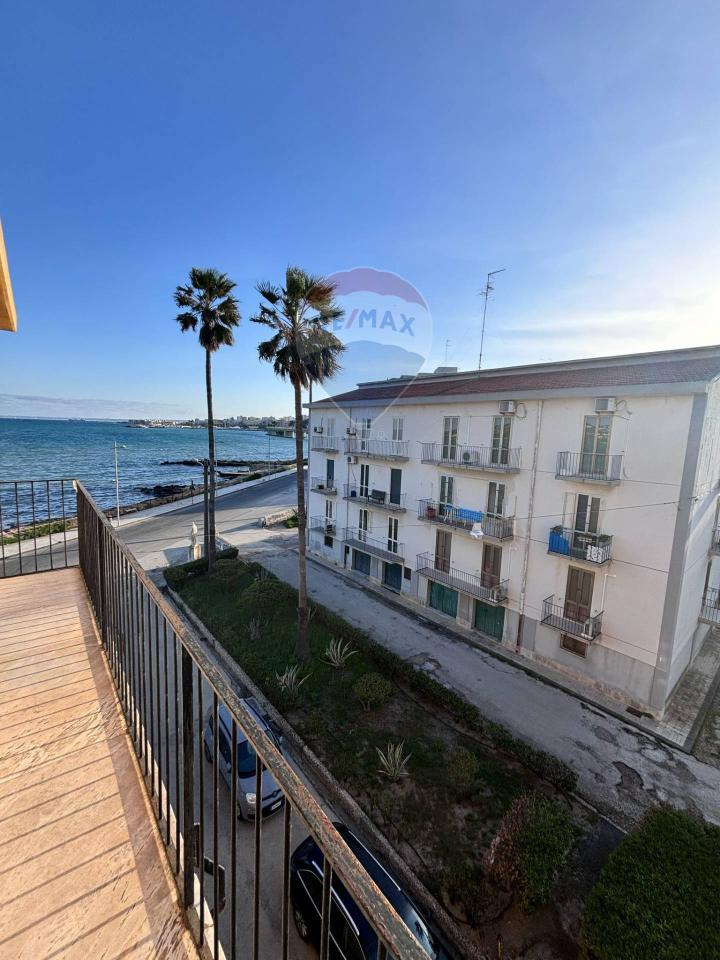 Apartamento de 7 divisões em Augusta, Italy N.º 40806