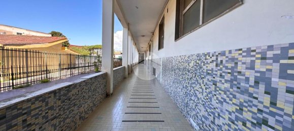 1 Schlafzimmer Wohnung in Naples, Italy, Nr. 273375 3