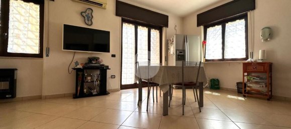 1 Schlafzimmer Wohnung in Naples, Italy, Nr. 273375 9