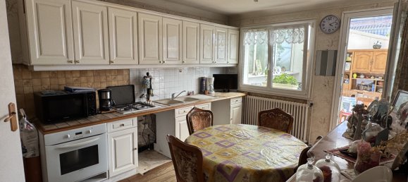 Casa de 6 dormitorios en Val-d'Oise, France No. 298303 4